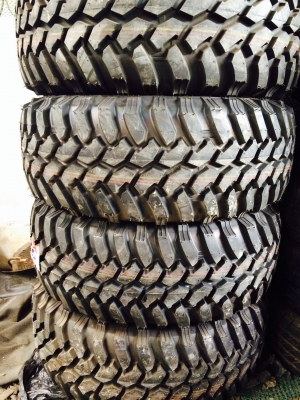 ขายยาง MUD. GT. SAVERO. MT. 33/12.5R15. ยางใหม่คับ ขายยาง MUD. GT. SAVERO. MT. 33/12.5R15. ยางใหม่คับ