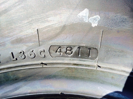 ขายยาง MUD. GT. SAVERO. MT. 33/12.5R15. ยางใหม่คับ ขายยาง MUD. GT. SAVERO. MT. 33/12.5R15. ยางใหม่คับ