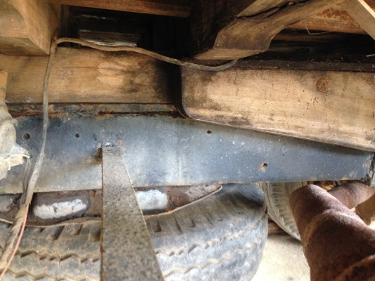 ขายkm340เครื่อง6BB 145 ยาว5เมตร กระไม้มะค่าอู่เรืองชัย