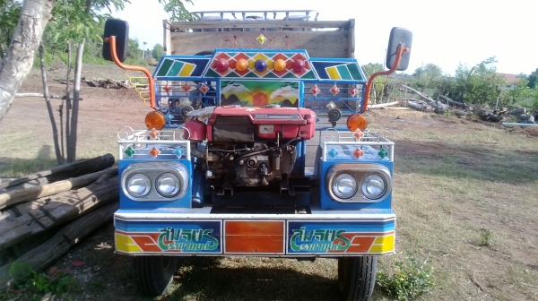 ปรับราคา!!!! 95000.- เท่านั้น อีแต๋นบ้านขายถูก สภาพดี เพิ่งทำสีวางแชทซีใหม่เมื่อปีที่แล้ว พร้อมใช้งานขายพร้อมเครื่อง โทรเบอร์นี้ 081-0745778