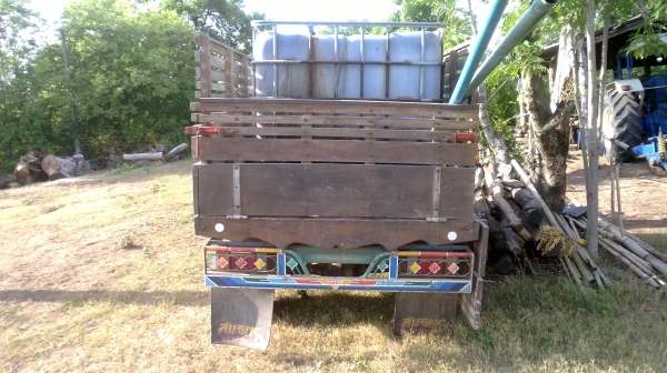 ปรับราคา!!!! 95000.- เท่านั้น อีแต๋นบ้านขายถูก สภาพดี เพิ่งทำสีวางแชทซีใหม่เมื่อปีที่แล้ว พร้อมใช้งานขายพร้อมเครื่อง โทรเบอร์นี้ 081-0745778