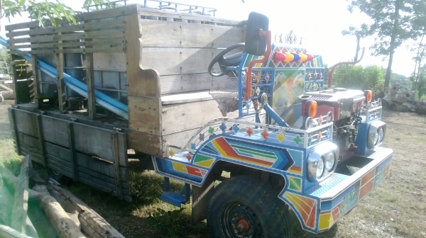 ปรับราคา!!!! 95000.- เท่านั้น อีแต๋นบ้านขายถูก สภาพดี เพิ่งทำสีวางแชทซีใหม่เมื่อปีที่แล้ว พร้อมใช้งานขายพร้อมเครื่อง โทรเบอร์นี้ 081-0745778