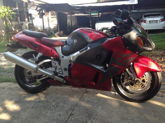 ขายด่วน hayabusa ปี 2001 รถสวยเดิมๆ///175000///