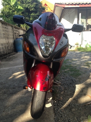 ขายด่วน hayabusa ปี 2001 รถสวยเดิมๆ///175000///