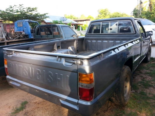 ขายรถกระบะMITSUBISHI รถสวยเครื่องดี สภาพพร้อมใช้ เอกสารพร้อมโอน