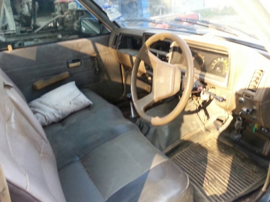 ขายกระบะISUZU KBฝาทอง สวยพร้อมใช้งาน เอกสารพร้อมโอน