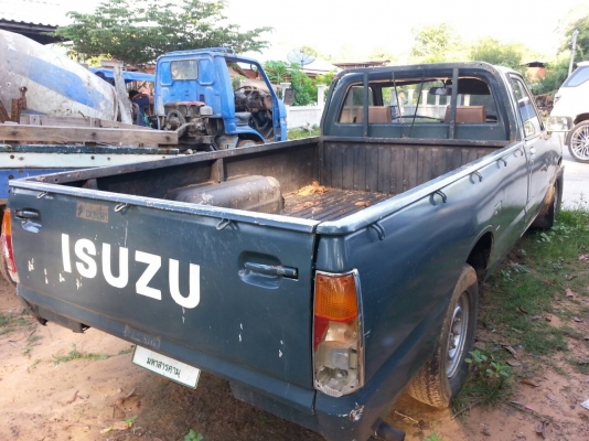 ขายกระบะISUZU KBฝาทอง สวยพร้อมใช้งาน เอกสารพร้อมโอน