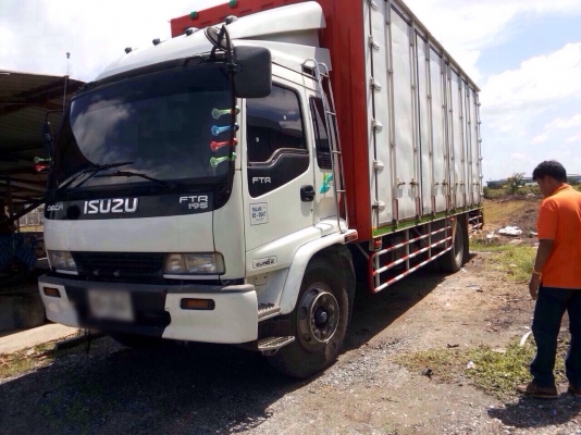 ขายรถบรรทุกหกล้อ ISUZU FTR33PX เครื่อง 6HH1-195 แรง ปี 43 ตู้แห้ง 10 บาน