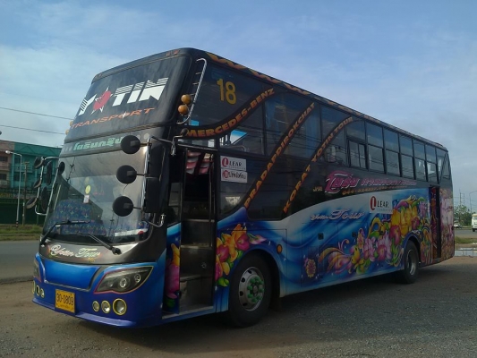 ขายรถบัสหกล้อมือสอง