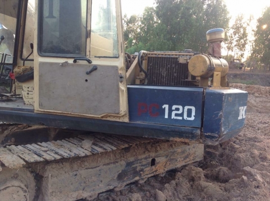 ขาย KOMATSU PC120-3