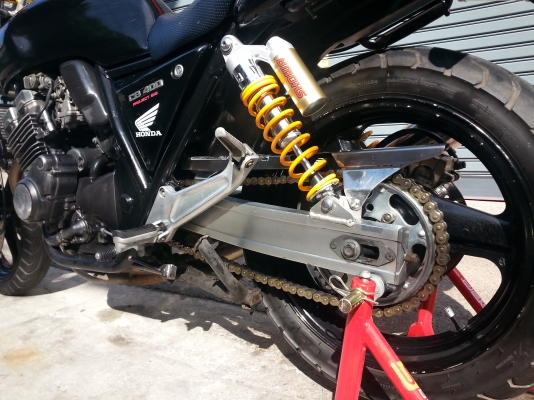 ต้ำพระราม2 ขาย HONDA CB400 ปี96 ทะเบียนกทม.รถสวยเก็บงานและเซอร์วิสเรียบร้อยระบบไฟครบ