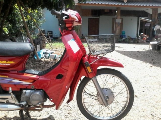 ขายดรีมเอ็กเซสทะเบียนพร้อมโอนภาษีขาดปีเดียวเครื่องดีรถพร้อมใช้ ขาย 8900 บาท