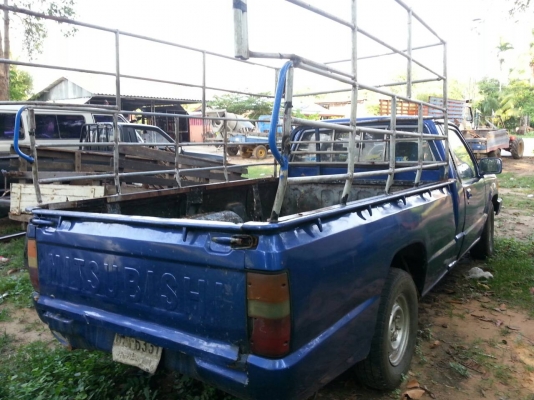 ขายรถกระบะMITSUBISHIสีฟ้า สวยพร้อมใช้งาน เอกสารพร้อมโอน