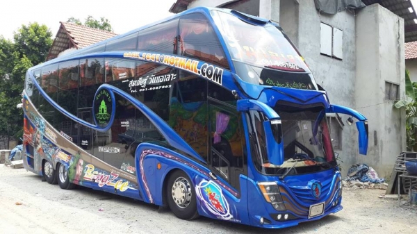 ขาย8ล้อต่อใหม่ครับ