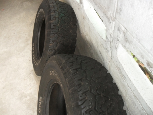 ยาง SILVERSTONE 275/70R16 สวยๆ 1 คู่ ราคา 3500 บาท ยาง SILVERSTONE 275/70R16 สวยๆ 1 คู่ ราคา 3500 บาท