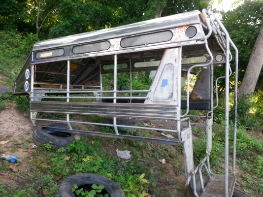 ขายหลังคาใส่รถกระบะ สภาพสวยพร้อมใช้งาน