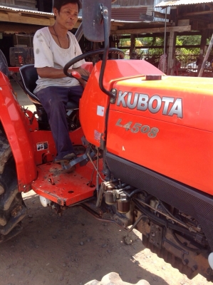 แทรกเตอร์คูโบต้า 4508 สภาพดีเยี่ยม เดิมๆ ทั้งคัน พร้อมใช้งาน แทรกเตอร์คูโบต้า 4508 สภาพดีเยี่ยม เดิมๆ ทั้งคัน พร้อมใช้งาน