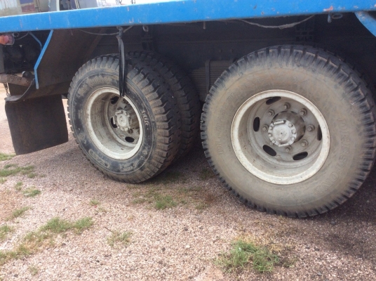 ขาย HINO FM2K(สมอแท้ ปี45) 2เพลา ก๊าซ6ถัง ยางเต็ม10เส้น ขาย 980,000 บาท