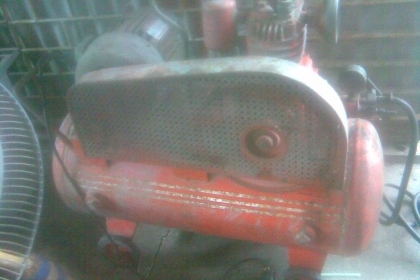 ปั้มลม 120 ลิตรญี่ปุ่น มอเตอร์ถ่านสภาพเดิมๆครับตัวนี้ญี่ปุ่นครับ  มอเตอร์มิสซูใช้ถ่านครับเสียงนิ่มระบบต่างๆทำงานปกติครับขนาด 120  ลิตร  หนักแน่นนึบคุ้มมากครับราคานี้