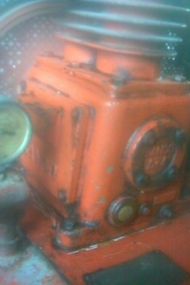 ปั้มลม 120 ลิตรญี่ปุ่น มอเตอร์ถ่านสภาพเดิมๆครับตัวนี้ญี่ปุ่นครับ  มอเตอร์มิสซูใช้ถ่านครับเสียงนิ่มระบบต่างๆทำงานปกติครับขนาด 120  ลิตร  หนักแน่นนึบคุ้มมากครับราคานี้