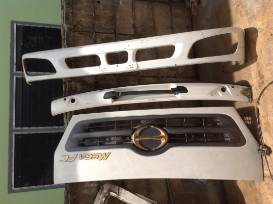 ขายอะไหล่ หัวรถบรรทุก ยี่ห้อ HINO MEGA