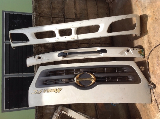 ขายอะไหล่ หัวรถบรรทุก ยี่ห้อ HINO MEGA