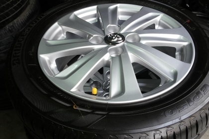 ล้อแม็กซ์ Yaris Vios 2014 ใหม่ป้ายแดง พร้อมน๊อต16ตัว