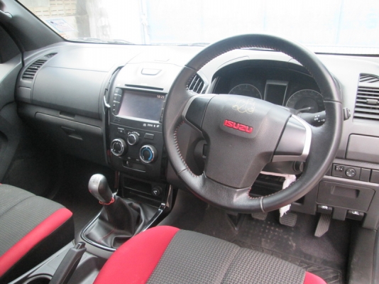 ขาย Isuzu All NEW D-max 2.5Cab HI-Lander ปี13.