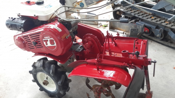 รถพรวนดิน