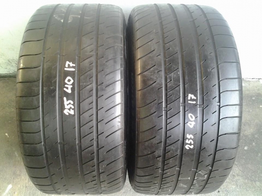 ขายยาง MICHELIN PRECEDA 255-40-17 ปี-- ดอกสวย ไม่บวม ไม่ร้าว พร้อมใส่ถ่วง คู่ละ 1,800 บาท