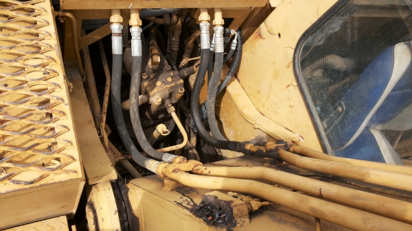 CAT E120 สภาพสวยมาก CAT E120 สภาพสวยมาก