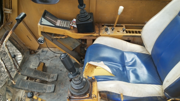 CAT E120 สภาพสวยมาก CAT E120 สภาพสวยมาก