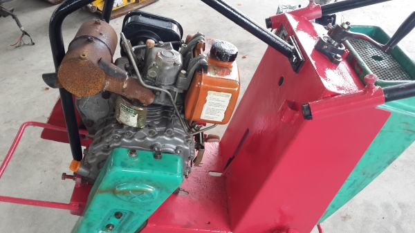 เครื่องตัดคอนกรีต  MIKASA MCD-L14