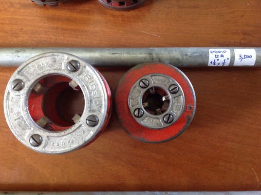 ขายดายเกลียวท่อ RIDGID 12-R , 111-R ชุดละ 3,000 บาท ขายดายเกลียวท่อ RIDGID 12-R , 111-R ชุดละ 3,000 บาท