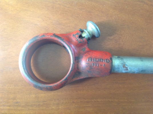 ขายดายเกลียวท่อ RIDGID 12-R , 111-R ชุดละ 3,000 บาท ขายดายเกลียวท่อ RIDGID 12-R , 111-R ชุดละ 3,000 บาท