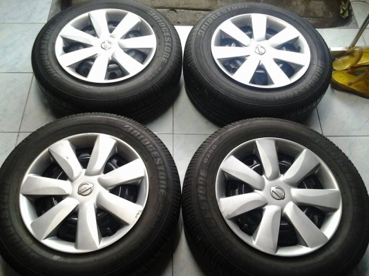 กะทะ NISSAN MARCH พร้อมยาง BRIDGESTONE 175-70-14 ปี12 พร้อมใส่ถ่วง ชุดละ 3,900 บาท
