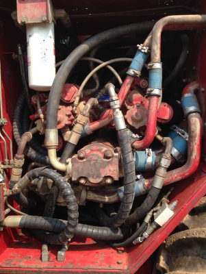 ขายรถตัดอ้อยมือสอง ออสทอฟ ปี2002 5,500 ชั่วโมง นำเข้าจากอเมริกา ขายรถตัดอ้อยมือสอง ออสทอฟ ปี2002 5,500 ชั่วโมง นำเข้าจากอเมริกา