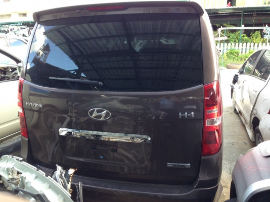 ขายซาก Hyundai H1 ปี2013 พร้อมเล่มโอนลอย ขายซาก Hyundai H1 ปี2013 พร้อมเล่มโอนลอย