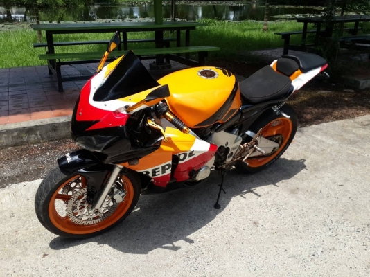 ขาย cbr400 ปี92 ทะเบียนแท้ โอนขนส่ง ลดเหลือ85000 ((อัพรูปเข้าดูเลย))