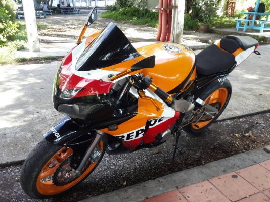 ขาย cbr400 ปี92 ทะเบียนแท้ โอนขนส่ง ลดเหลือ85000 ((อัพรูปเข้าดูเลย))