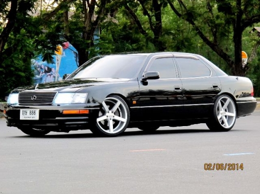 ขาย lexus ls400 แต่งvip พร้อมทะเบียนสวย