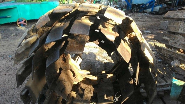 ขายเฟรมรถเกียวกก  12  ht นอกมีล้อนำโช่ใบแทรกเลาเลอร 16 ลูกขาย  280000ต่อรองใด้ครับ