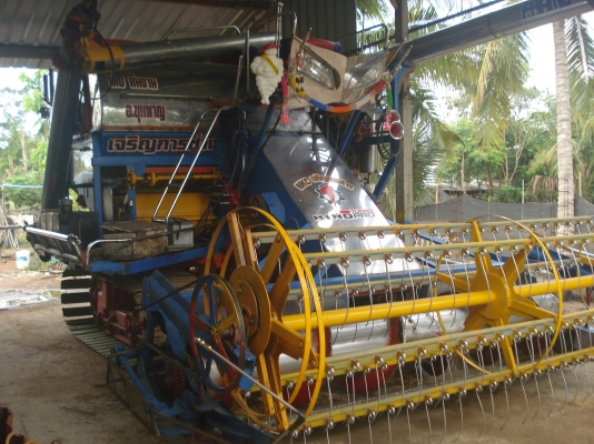 ขายเฟรมรถเกียวกก  12  ht นอกมีล้อนำโช่ใบแทรกเลาเลอร 16 ลูกขาย  280000ต่อรองใด้ครับ