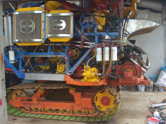 ขายเฟรมรถเกียวกก  12  ht นอกมีล้อนำโช่ใบแทรกเลาเลอร 16 ลูกขาย  280000ต่อรองใด้ครับ