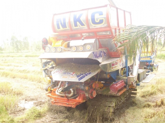 ขายเฟรมรถเกียวกก  12  ht นอกมีล้อนำโช่ใบแทรกเลาเลอร 16 ลูกขาย  280000ต่อรองใด้ครับ