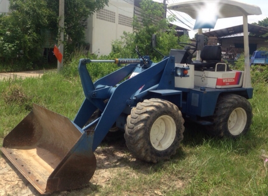 MITSUBISHI WS 300A Turbo รถตักล้อยางเอวอ่อน รถสวยสภาพเก่านอกพร้อมใช้งาน เครื่องแน่นแรงดีไม่มีเยิ้ม ตักได้ครึ่งคิว ช่วงล่างแน่น ยางสภาพดี 4 เส้นประมาณ 70\% พร้อมทำงานได้เลยไม่มีปัญหา ราคาต่อรองได้ครับ MITSUBISHI WS 300A Turbo รถตักล้อยางเอวอ่อน รถสวยสภาพเก่านอกพร้อมใช้งาน เครื่องแน่นแรงดีไม่มีเยิ้ม ตักได้ครึ่งคิว ช่วงล่างแน่น ยางสภาพดี 4 เส้นประมาณ 70\% พร้อมทำงานได้เลยไม่มีปัญหา ราคาต่อรองได้ครับ