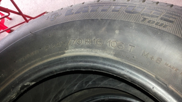 ยาง.245.70.16ปี11ทั้งหมด4เส้น1000เดียวคับ ยาง.245.70.16ปี11ทั้งหมด4เส้น1000เดียวคับ