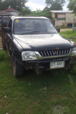 มิตซูบิชิ Strada