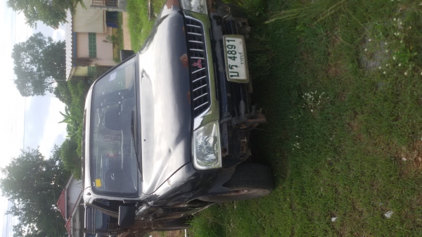 มิตซูบิชิ Strada