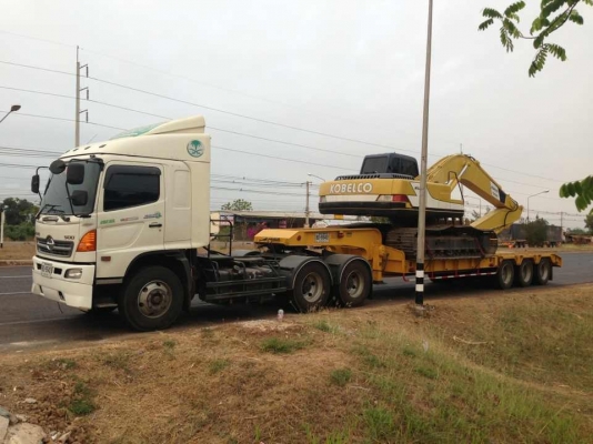 ให้บริการ ขนย้ายรถแบ็คโฮ ทั่วราชอาณาจักรไทย โทร 081-4283210